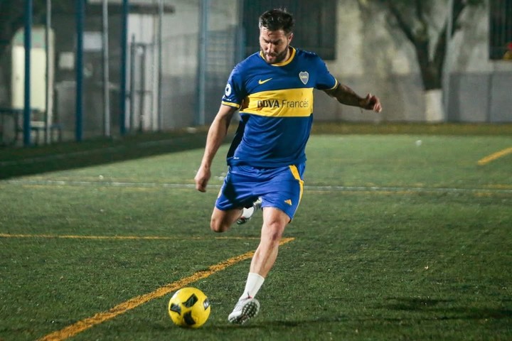 André-Pierre Gignac con la camiseta de Boca, un año atrás. (Foto: @brfc.mx)