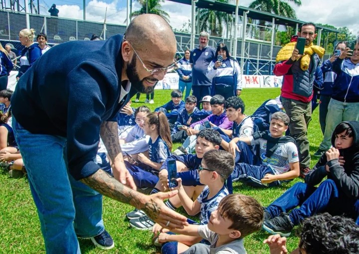 Dani Alves en Formosa (sanmartinfsa).