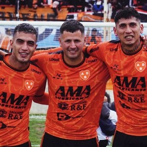Jugó en Independiente y Racing y metió a Berazategui en la final de la Primera C