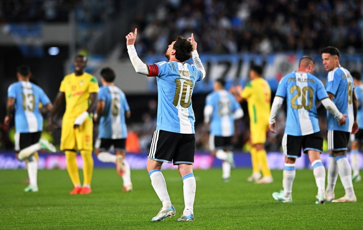 Lionel Messi y un golazo para la historia. (REUTERS).
