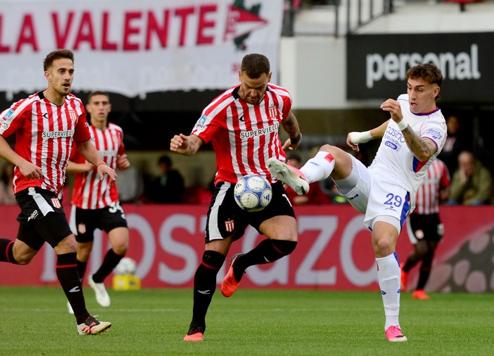 Estudiantes viene de caer ante San Lorenzo (Foto: FOTOBAIRES)
