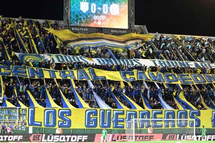 El apoyo de la gente de Central.