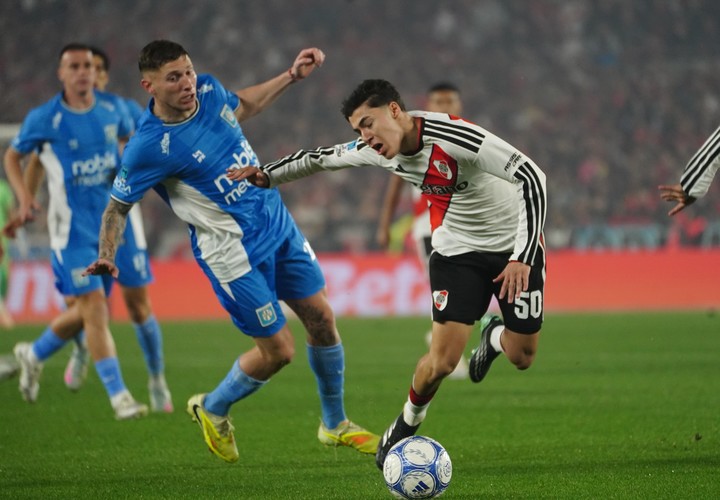 River vs. Estudiantes de Río Cuarto (Foto Marcelo Carroll - CLARIN).