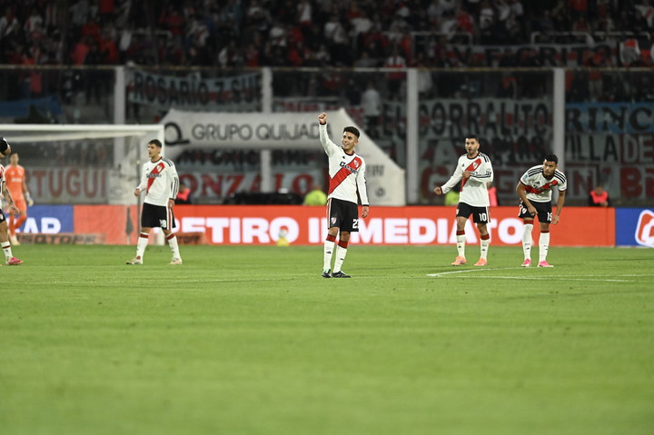 Thiago Almada se encargó de sentenciar la historia (Foto: Ariel Carreras / Clarin - Ole).