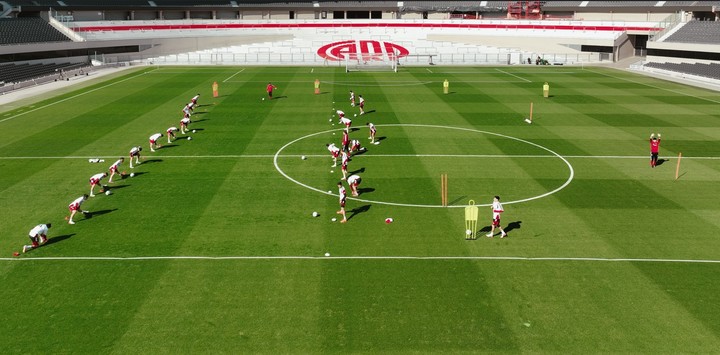 El entrenamiento de River en el Monumental (Prensa River).
