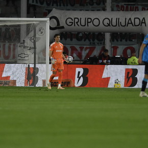 Arquero figura: todas las tapadas de Beltrán ante Belgrano