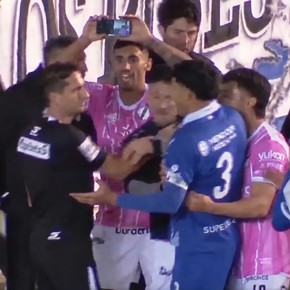 La insólita explicación de Lamolina tras el escándalo en All Boys-Godoy Cruz: "Hice un gran esfuerzo para que no se me acercaran con el celular"