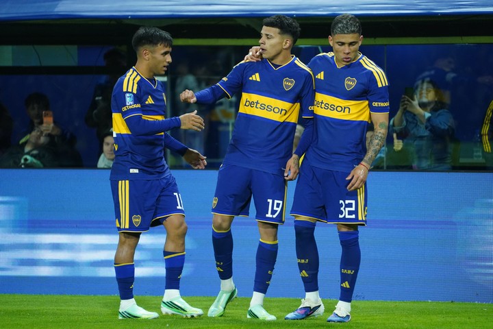 Boca vs Talleres
flores
Foto Juano Tesone - FTP CLARIN JUA03526.JPG Z JTesone