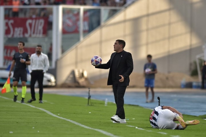 La última vez que el Rojo llevó visitantes: 1-0 a Talleres, en Córdoba. (Foto: La Voz)