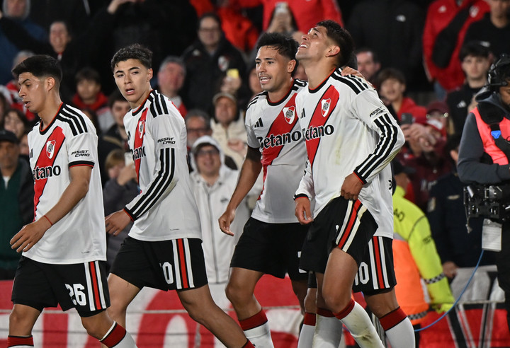 La victoria ante Racing mantiene a River con chances de entrar a la Libertadores (Foto Federico López Claro).