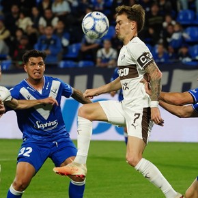 Platense se lo empató sobre la hora al Vélez de los mellizos