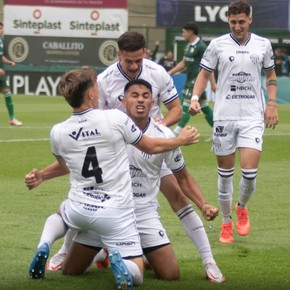 El miedo escénico de Ferro: gol a los 13 segundos, 0-3 y sin final del Nacional