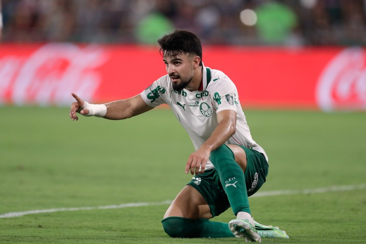 El Flaco López disfruta de su gran momento (AP Photo/Bruna Prado).