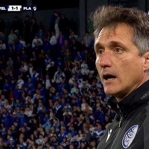 Video: Guillermo dijo "afuera" y el penal se fue desviado