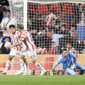 Luego del Maracanazo, Estudiantes perdió con Unión y quedó complicado en el Clausura