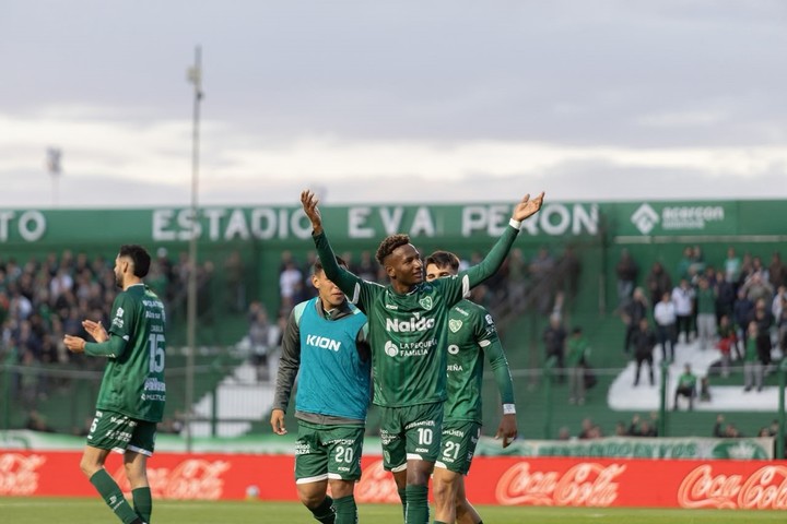 Rentería adelantó a Sarmiento.
