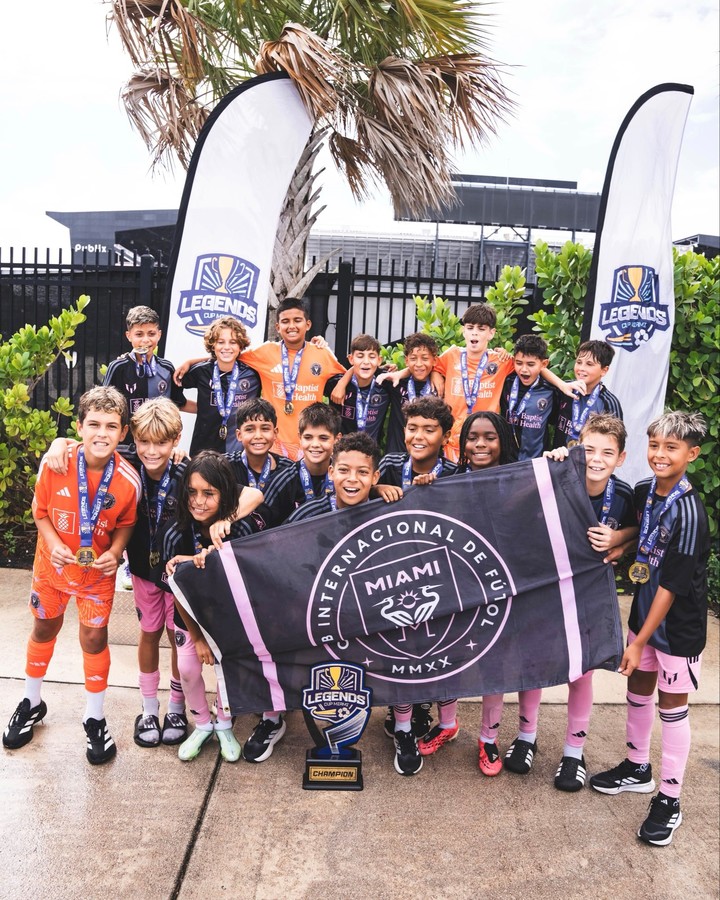 Mateo Messi, campeón con la Sub 12 de Inter Miami. (Foto X/@InterMiamiAcad)