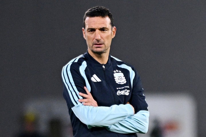 Scaloni ante Bolivia.