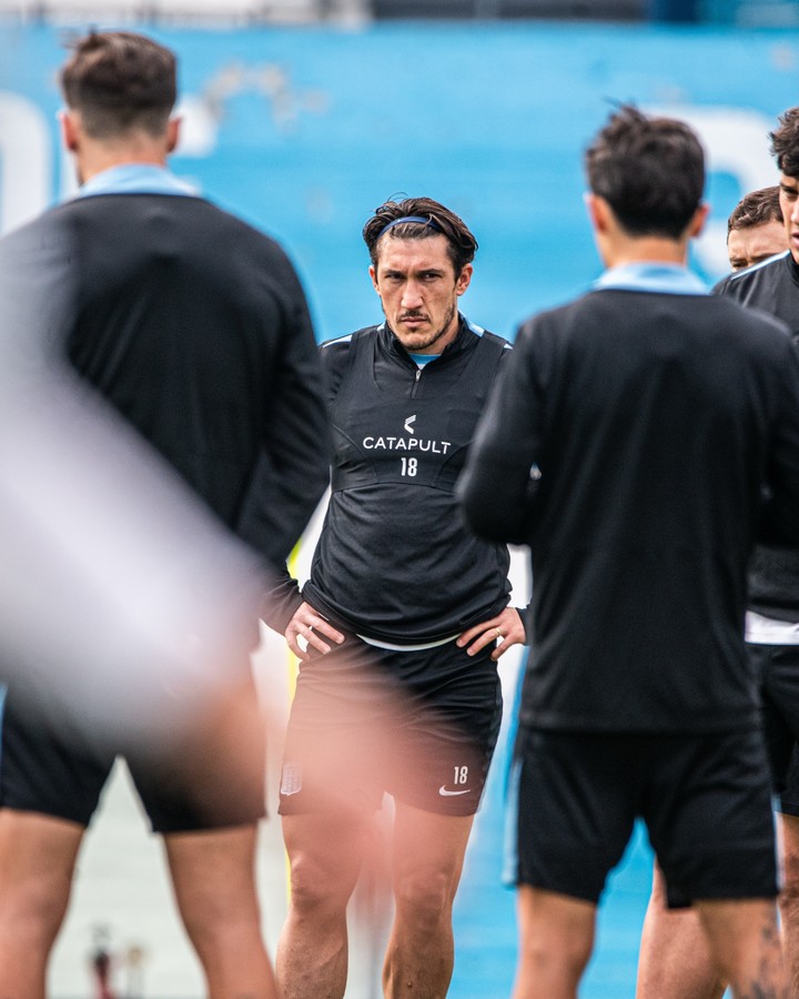 Espino jugó sólo cuatro partidos en Racing. Foto: Prensa Racing.