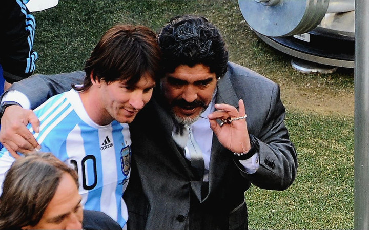 Maradona y Messi en Sudáfrica 2010
(Foto Marcelo Carroll).