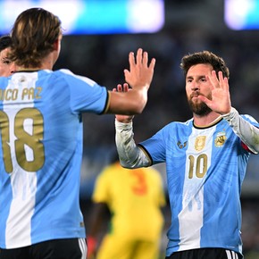 Video: a lo Messi, el golazo de Nico Paz en la despedida de Leo