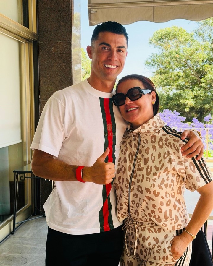 Cristiano Ronaldo junto a su hermana Elma.