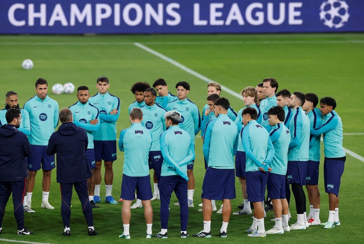 Entrenamiento de Barcelona en la previa del partido vs PSG. (EFE)