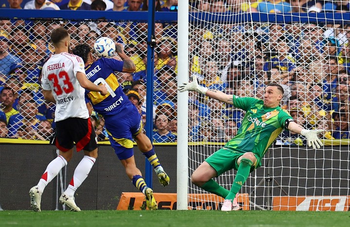 El gol anulado a Milton Giménez. (REUTERS)